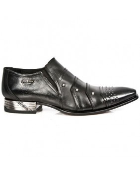 Chaussure noire en cuir New Rock M.NW123-C1